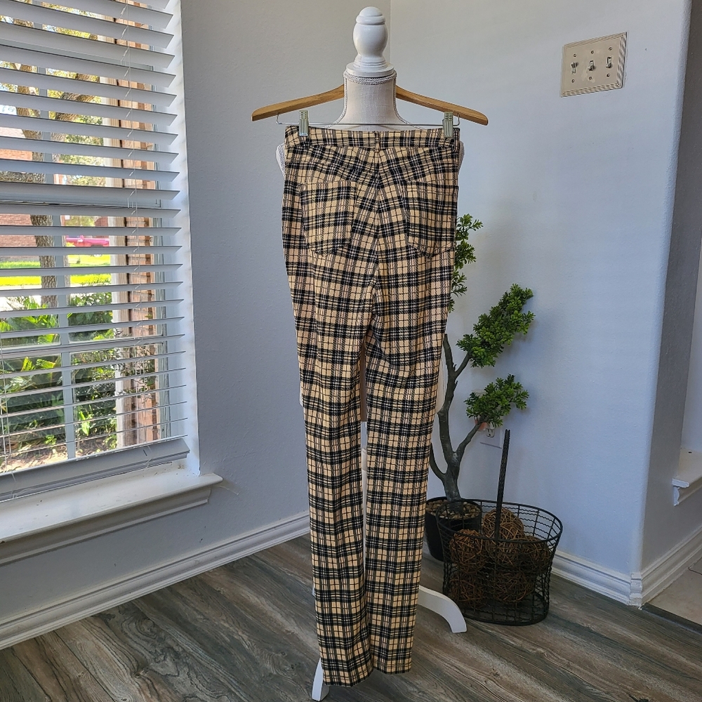Labijou Pants - Picture 4 of 10